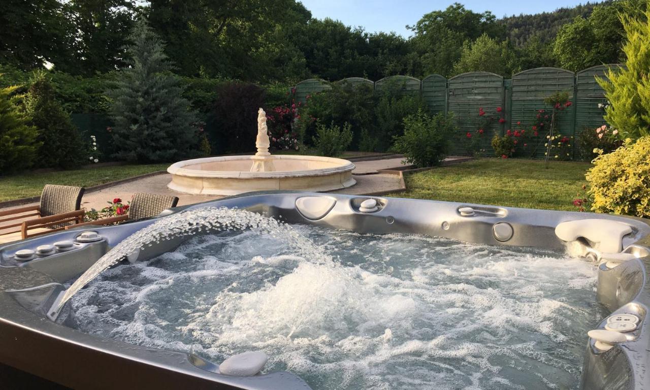 Gite Logis Des Fontaines Raon-lʼÉtape Exteriör bild